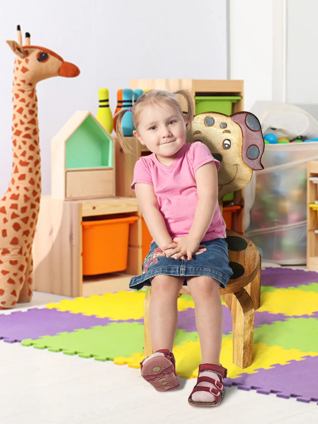 Children’s Bear wooden chair  themed with solid backrest