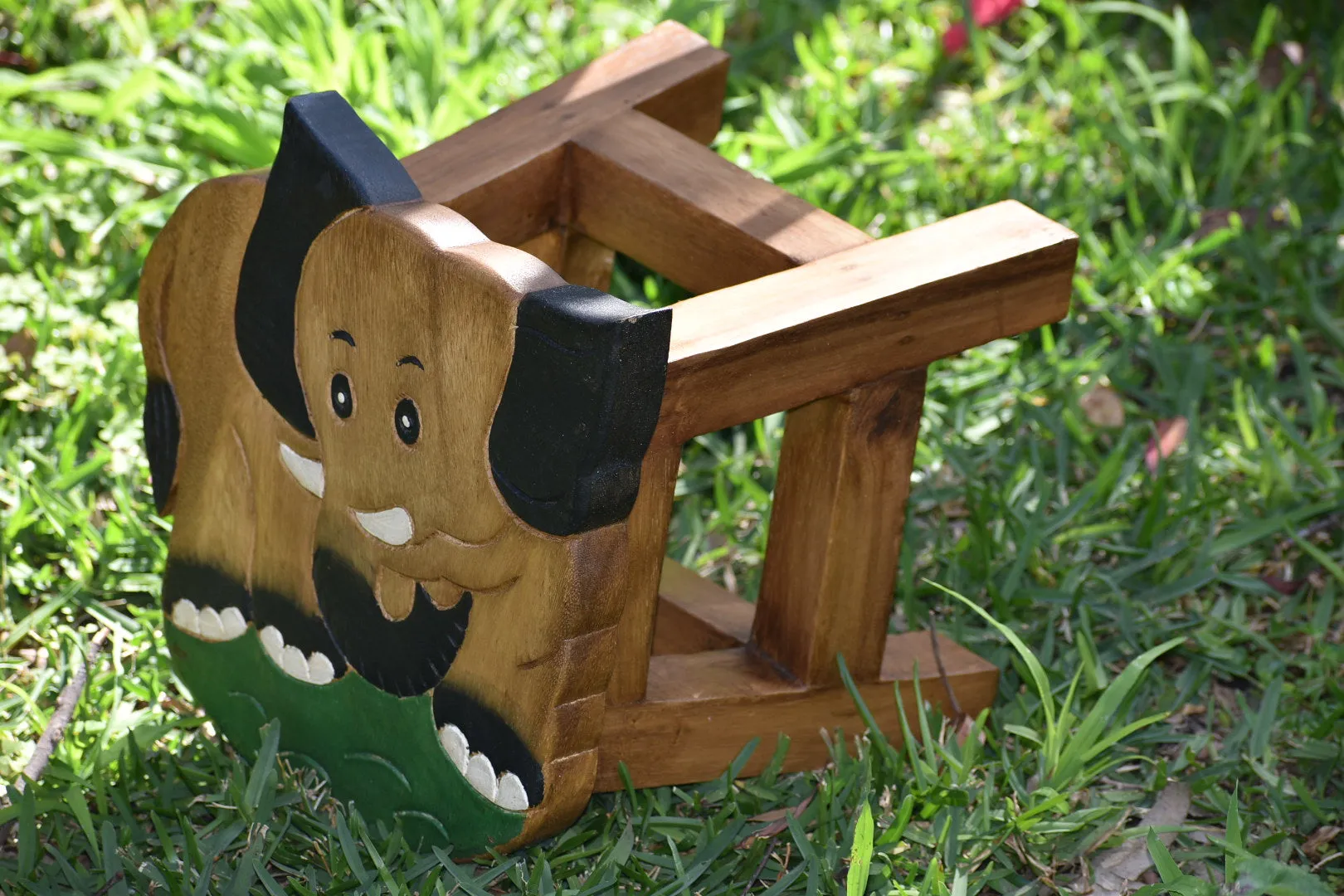 Children's Wooden Stool ELEPHANT Themed Chair Toddlers Step sitting Stool_V2.