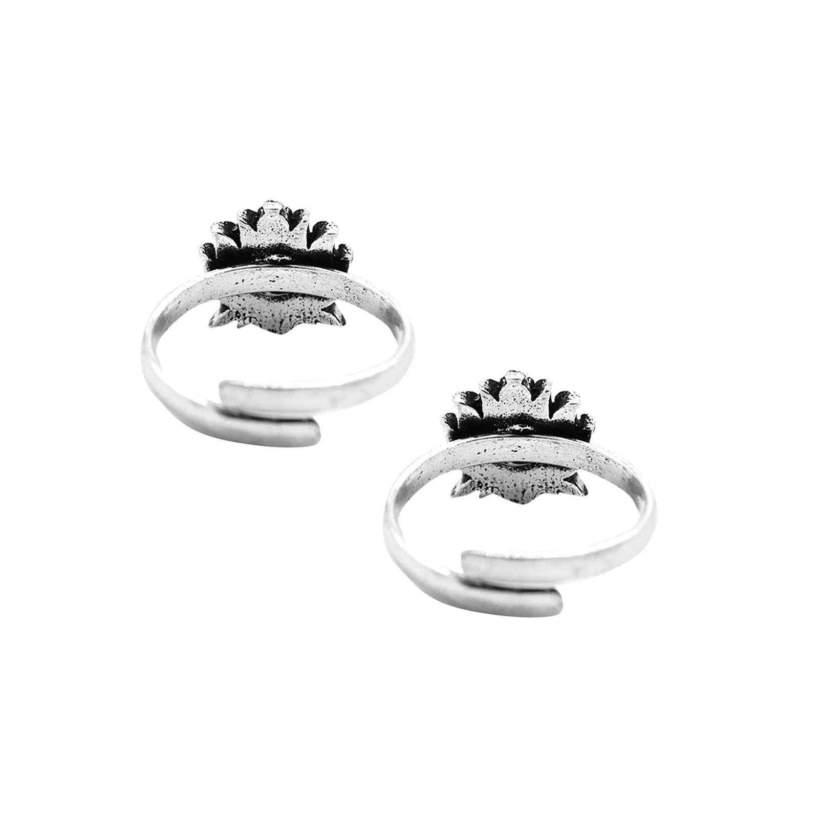 Kshtriya Lotus Silver Oxidized Toe rings