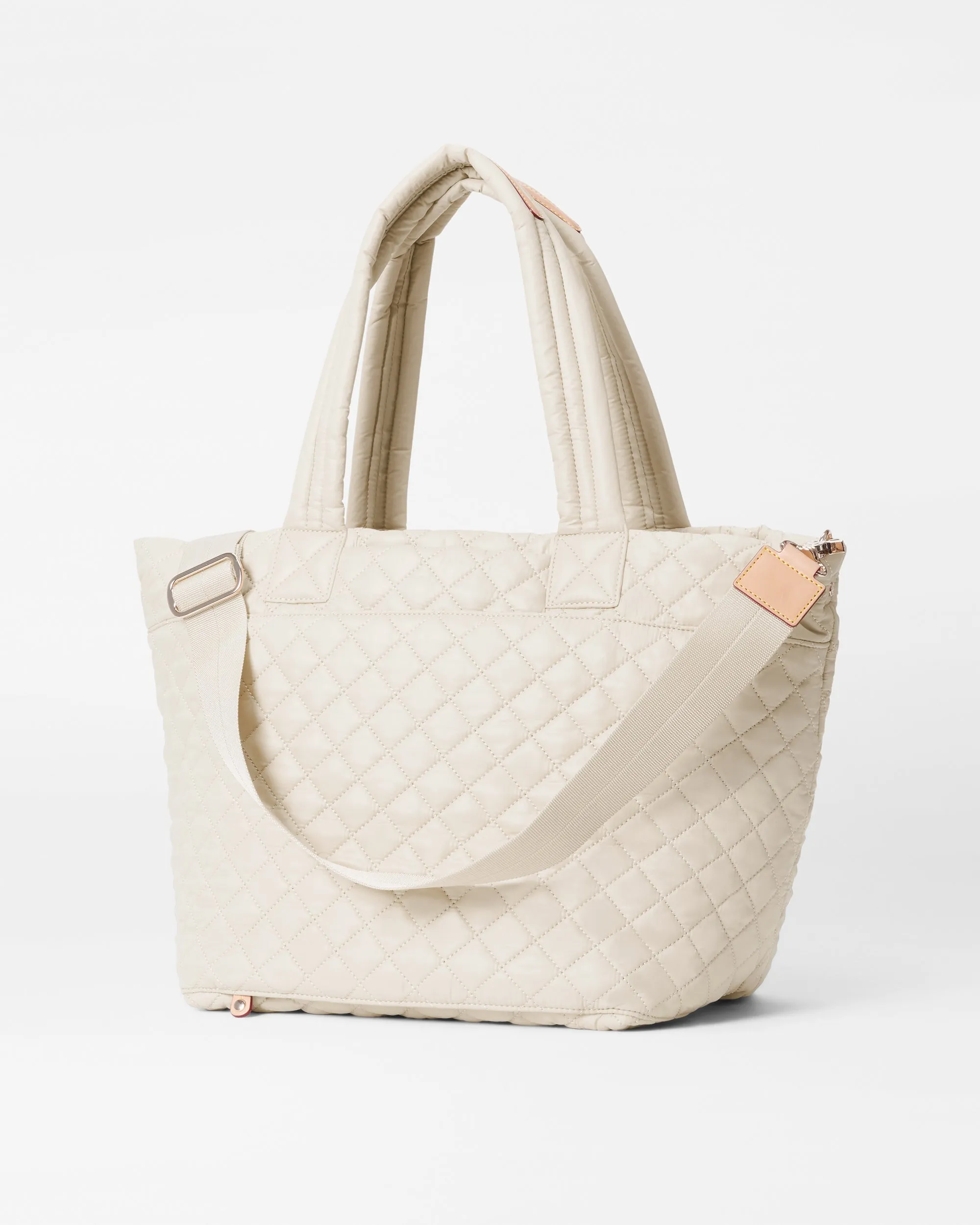 Sandshell Medium Metro Tote Deluxe