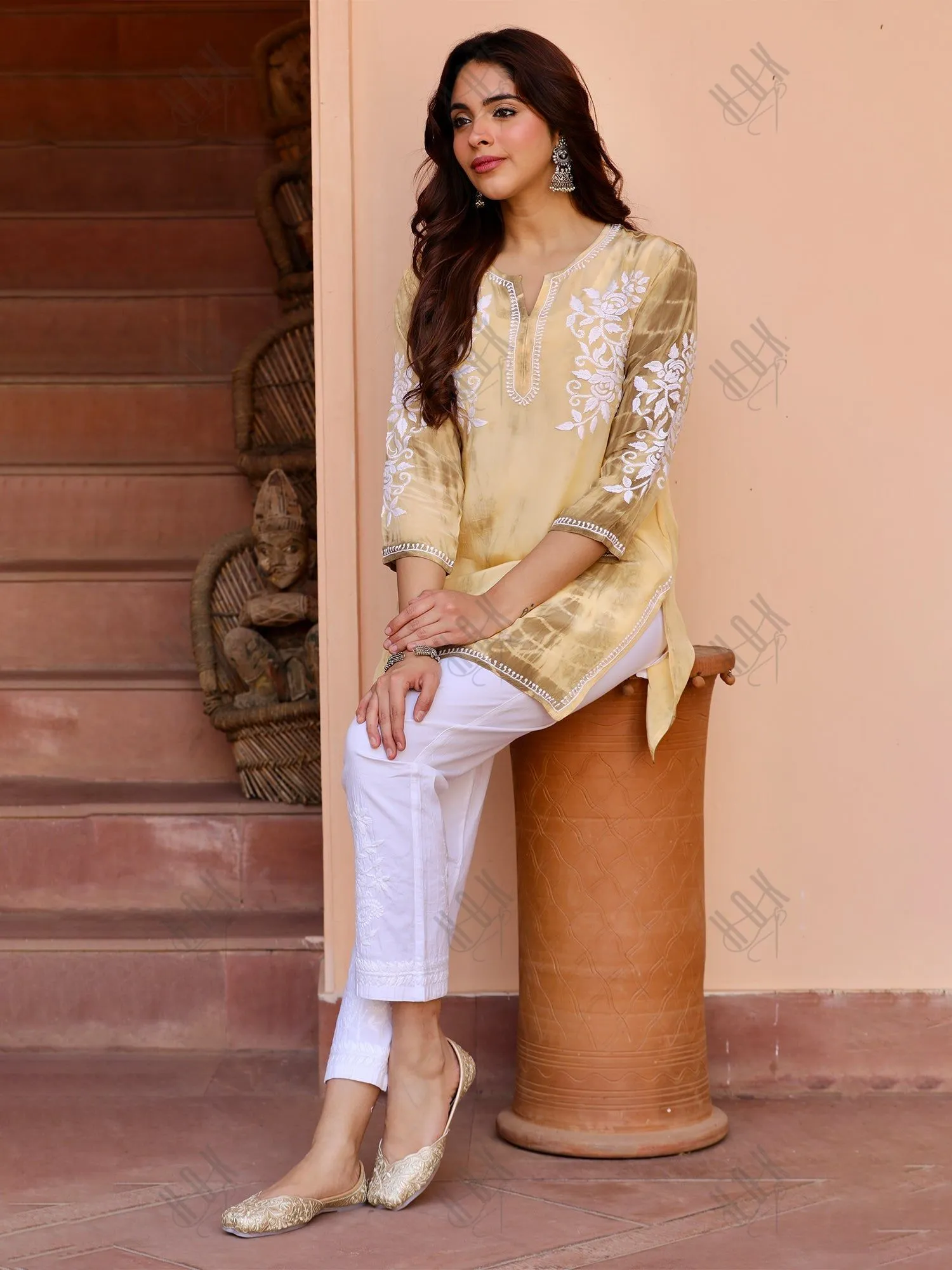 Tanvi in Saba Chikankari Short kurta in Crepe Silk - Beige